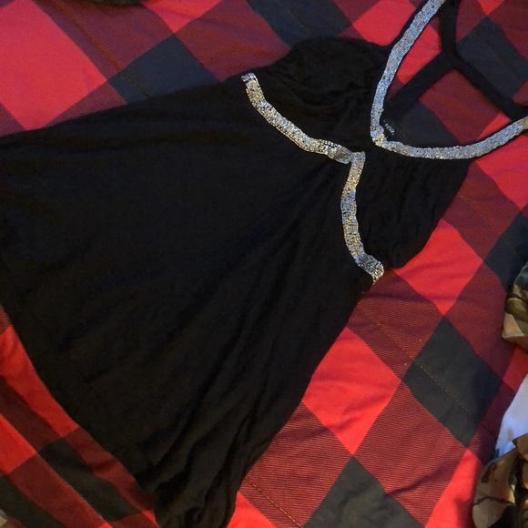 Wet Seal S beaded halter top in black - Picture 3 of 3